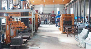 機(jī)臺(tái)調(diào)試車(chē)間